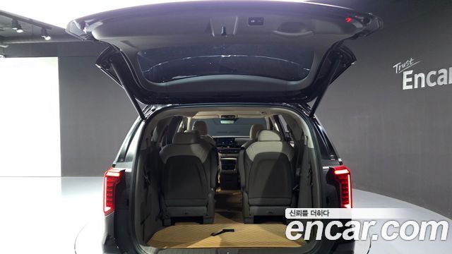 Kia Canival 2025 — photo 23