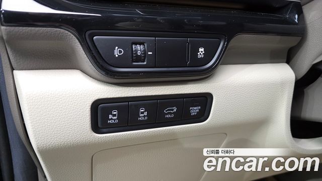 Kia Canival 2025 — photo 26