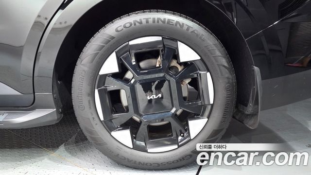 Kia Canival 2025 — photo 7