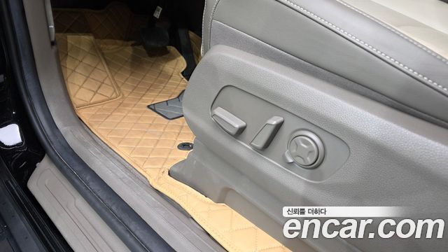 Kia Canival 2025 — photo 31