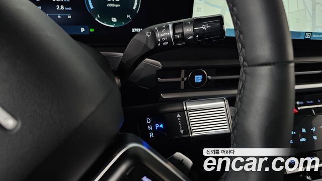 Hyundai Santafe 2024 — photo 12