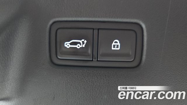 Hyundai Santafe 2024 — photo 23