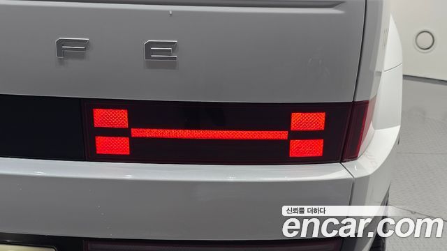 Hyundai Santafe 2024 — photo 9
