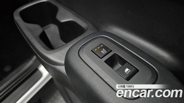 Hyundai Santafe 2024 — photo 29