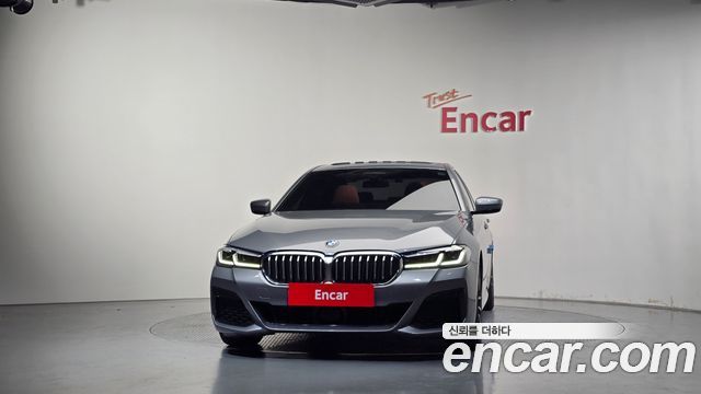 BMW 5-Series 2023 — photo 3