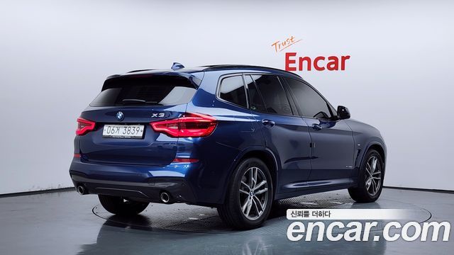 BMW X3 2018 — photo 2
