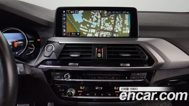 BMW X3 2018 — photo 18