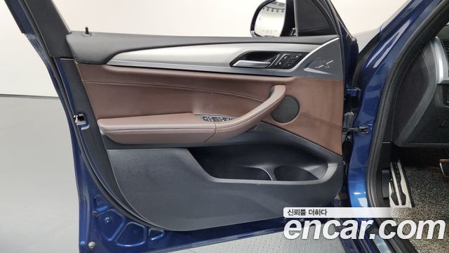 BMW X3 2018 — photo 14