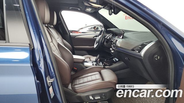 BMW X3 2018 — photo 16