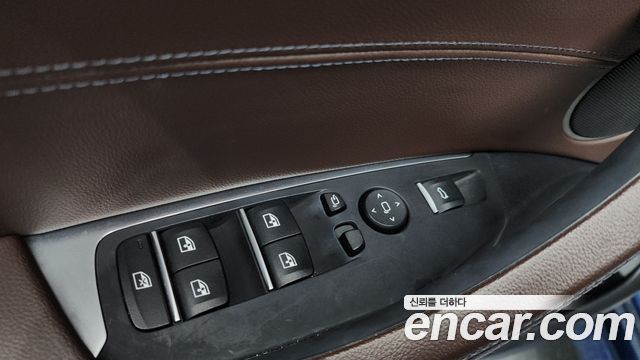 BMW X3 2018 — photo 28