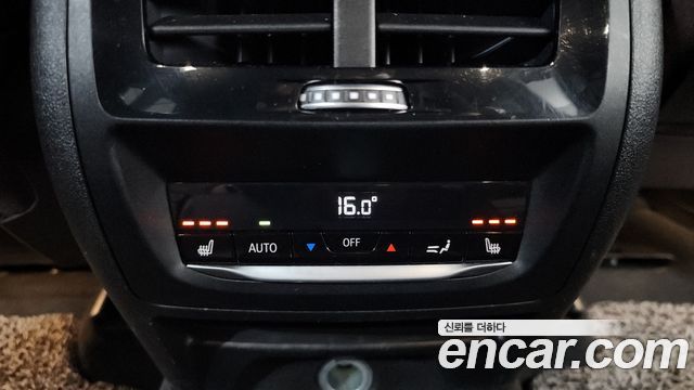 BMW X3 2018 — photo 31