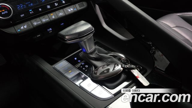 Hyundai AVANTE 2024 — photo 12