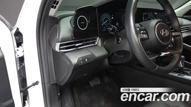 Hyundai AVANTE 2024 — photo 19
