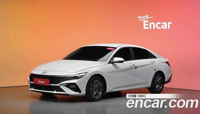 Hyundai AVANTE 2024 — photo 1