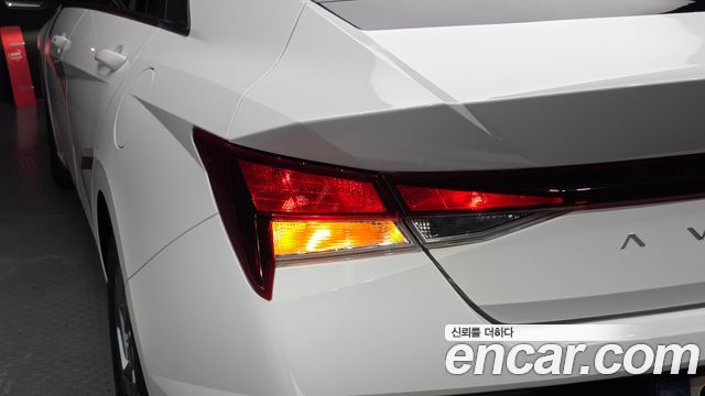 Hyundai AVANTE 2024 — photo 9
