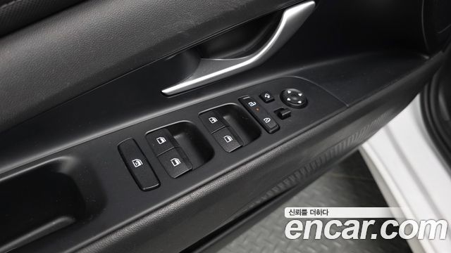 Hyundai AVANTE 2024 — photo 27