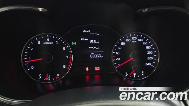 Kia K3 2013 — photo 11
