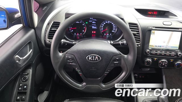 Kia K3 2013 — photo 19
