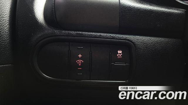 Kia K3 2013 — photo 27