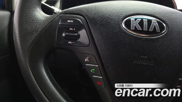 Kia K3 2013 — photo 30