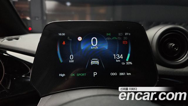 BYD Dolphin 2026 — photo 11