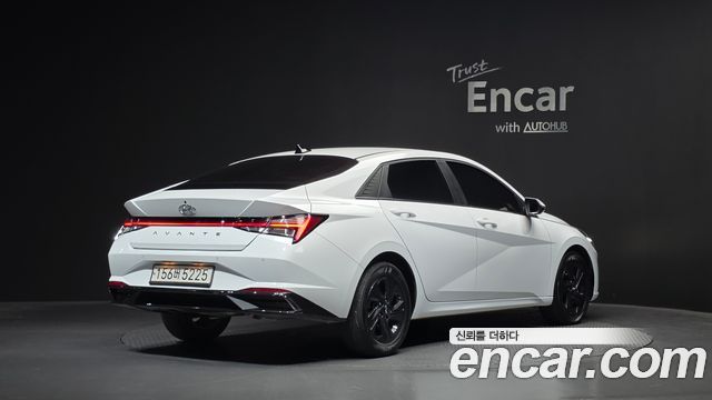 Hyundai AVANTE 2021 — photo 2