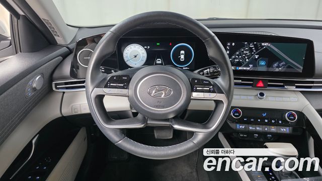 Hyundai AVANTE 2021 — photo 20