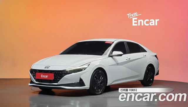 Hyundai AVANTE 2021 — photo 1