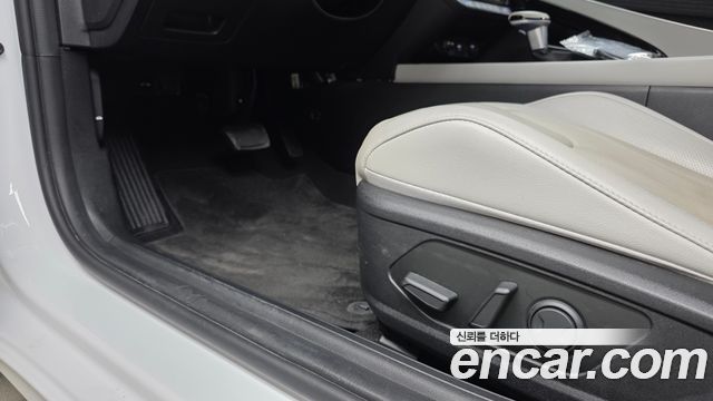 Hyundai AVANTE 2021 — photo 29