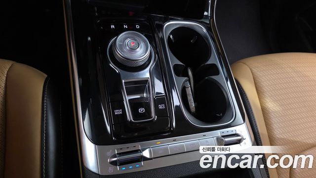 Kia Canival 2021 — photo 12