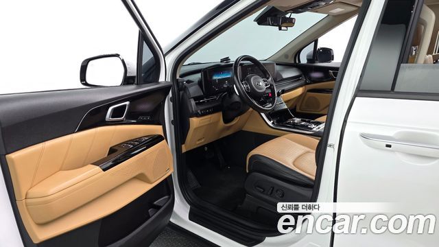 Kia Canival 2021 — photo 13