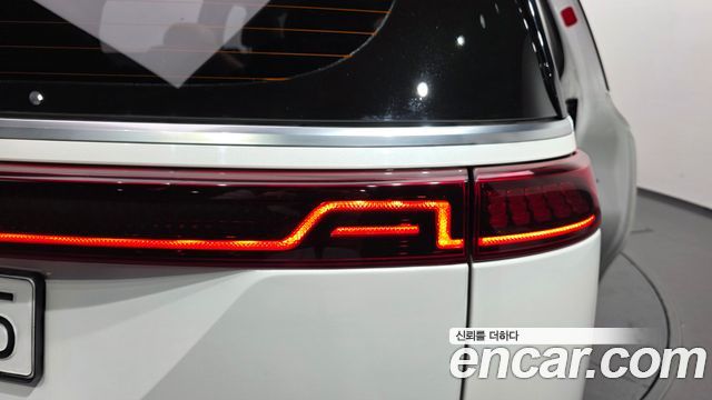 Kia Canival 2021 — photo 9