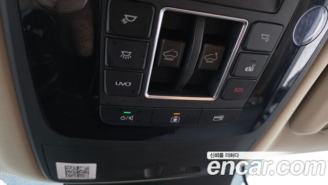 Kia Canival 2021 — photo 28