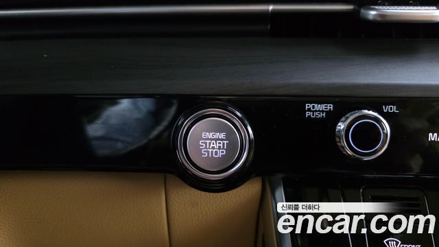 Kia Canival 2021 — photo 30