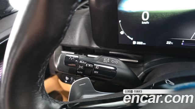 Kia Canival 2021 — photo 33