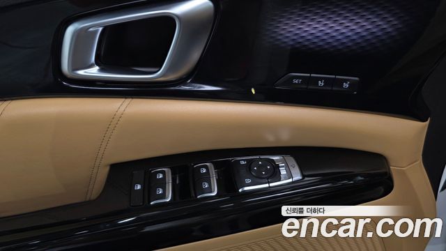 Kia Canival 2021 — photo 34