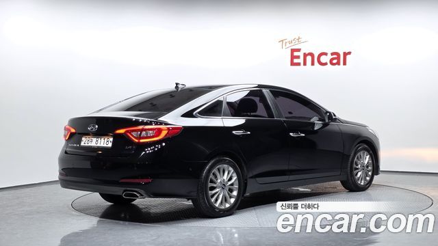 Hyundai Sonata 2017 — photo 2