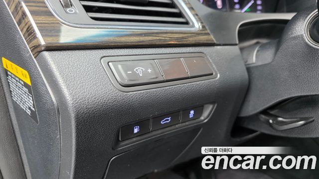 Hyundai Sonata 2017 — photo 12