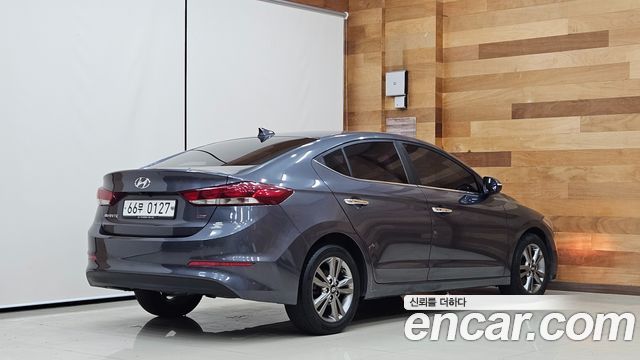 Hyundai AVANTE 2016 — photo 2