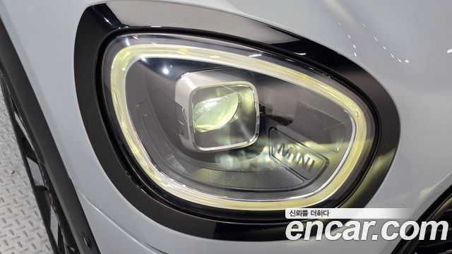 Mini Countryman 2023 — photo 8