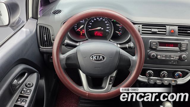 Kia pride 2014 — photo 19