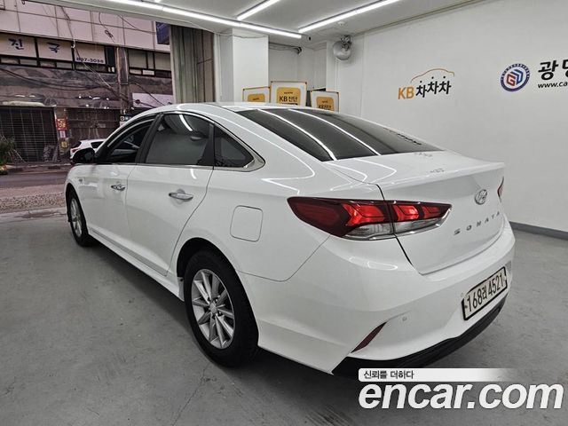Hyundai Sonata 2018 — photo 3
