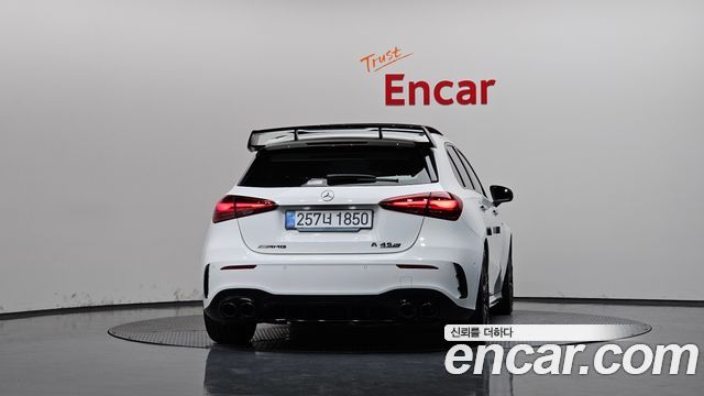Mercedes-Benz A-Class 2025 — photo 4