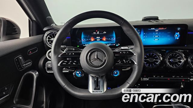 Mercedes-Benz A-Class 2025 — photo 19