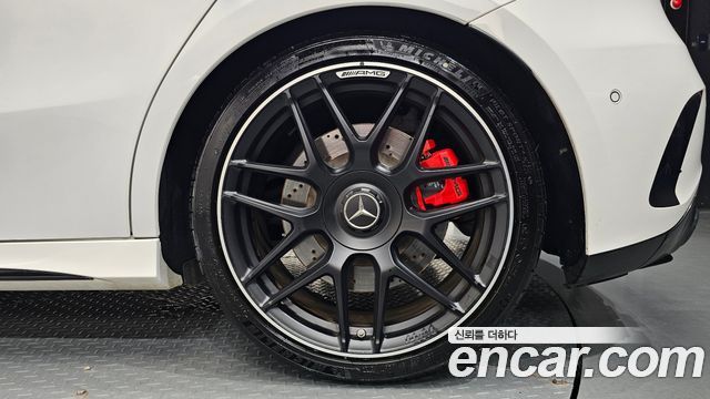 Mercedes-Benz A-Class 2025 — photo 7