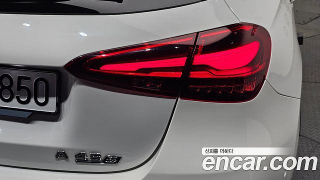Mercedes-Benz A-Class 2025 — photo 9