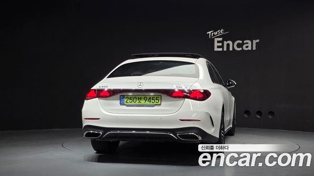 Mercedes-Benz E-Class 2026 — photo 4