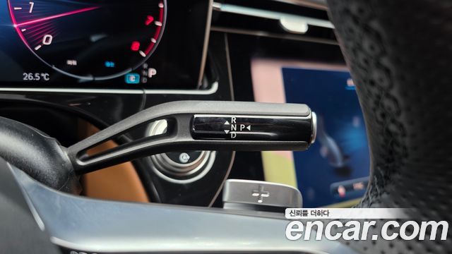 Mercedes-Benz E-Class 2026 — photo 12