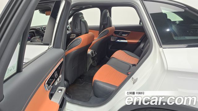 Mercedes-Benz GLC-Class 2026 — photo 11