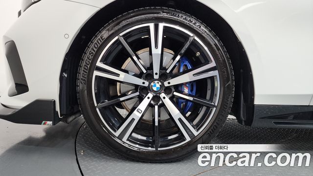 BMW 5-Series 2024 — photo 5